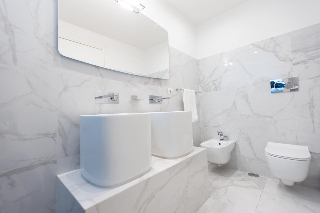 Sweet Vite - Piazza Di Spagna Hotel Rome Bagian luar foto